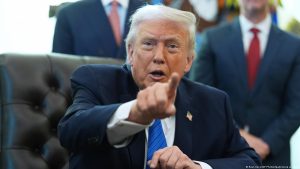 TRUMP DEROGARA NORMATIVA CONTRA CAMBIO CLIMATICO EN EE.UU. 