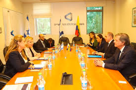 ECUADOR NEGOCIARA ACUERDO COMERCIAL CON ISRAEL