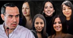 RENUNCIAN FUNCIONARIAS VINCULADAS A REUNIONES PREVIAS EN PALACIO