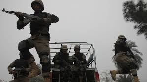 PAKISTAN Y AFGANISTAN INTERCAMBIAN ATAQUES Y PROFUNDIZAN LA ESCALADA MILITAR  