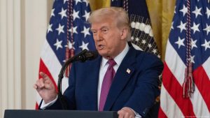 TRUMP AFIRMA QUE URANIO ENRIQUECIDO IRANI SERIA TRASLADADO A EE.UU. EN EVENTUAL ACUERDO  