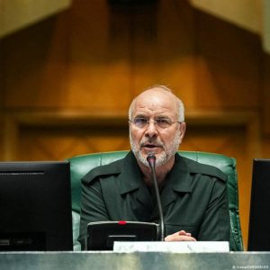 IRAN AMENAZA CON MOSTRAR “NUEVAS CARTAS” EN LA GUERRA 