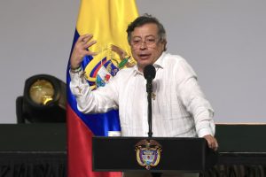 COLOMBIA RETIRA PROPUESTA CONSTITUYENTE TRAS CAÍDA ELECTORAL