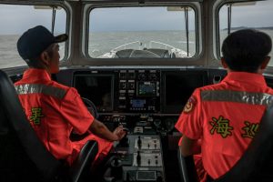 GUARDACOSTAS TAIWANESES RESPONDEN A OPERATIVO DE CHINA