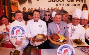 FESTIVAL GASTRONÓMICO PERUANO REÚNE A MILES DE ASISTENTES EN SANTIAGO DE CHILE
