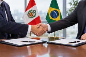 CAMBRAPER Y LA UNIVERSIDAD PRIVADA DE TRUJILLO SUSCRIBEN CONVENIO PARA FORTALECER LA COOPERACIÓN ACADÉMICA Y EMPRESARIAL ENTRE PERÚ Y BRASIL