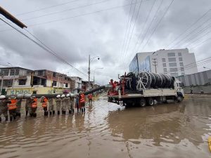 LLUVIAS INTENSAS INUNDAN CALLES Y VIVIENDAS EN PIURA Y PONEN EN ALERTA A LA POBLACIÓN